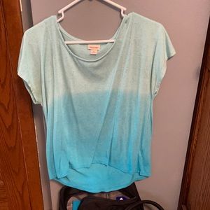 Women’s small mossimo short sleeve shirt